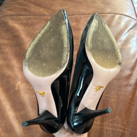 Prada heels - Picture 4 of 5